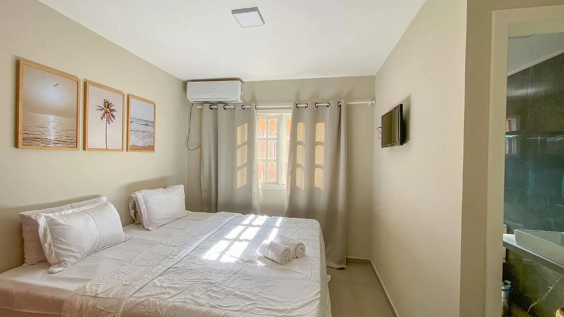 Apartamento De 2 Suites Para Ate 8 Pessoas Em Condominio A 3 Minutos A Pe Da Praia De Taperapuan Porto Seguro Apartment