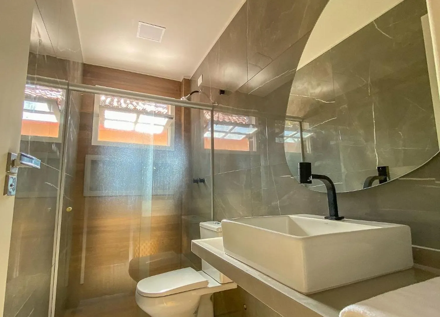 Apartamento De 2 Suites Para Ate 8 Pessoas Em Condominio A 3 Minutos A Pe Da Praia De Taperapuan Porto Seguro Apartment
