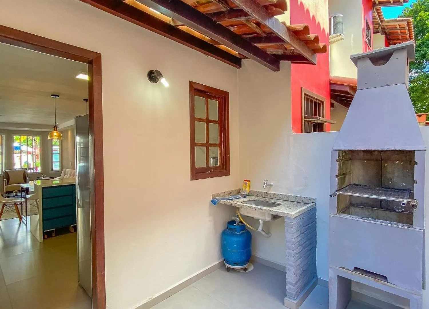 Apartamento De 2 Suites Para Ate 8 Pessoas Em Condominio A 3 Minutos A Pe Da Praia De Taperapuan Porto Seguro
