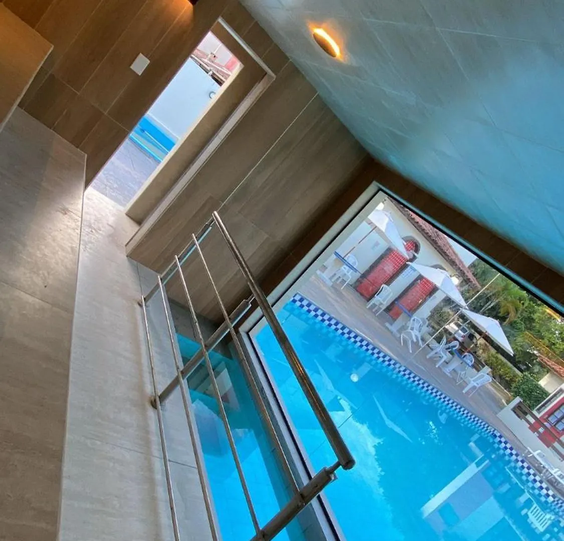 Apartamento De 2 Suites Para Ate 8 Pessoas Em Condominio A 3 Minutos A Pe Da Praia De Taperapuan Porto Seguro Apartment